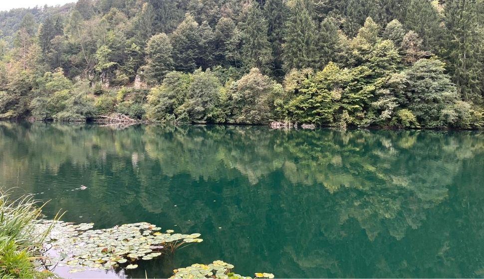 Vista di uno dei 115 laghi della gara