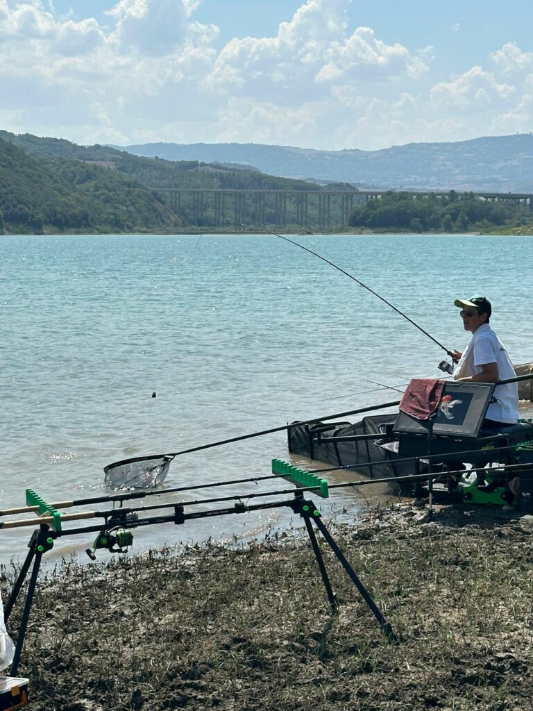 Azione di pesca al Liscione