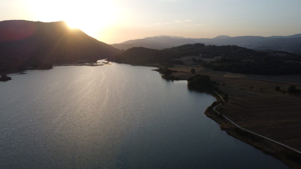 Vista aerea del Lago di Canterno